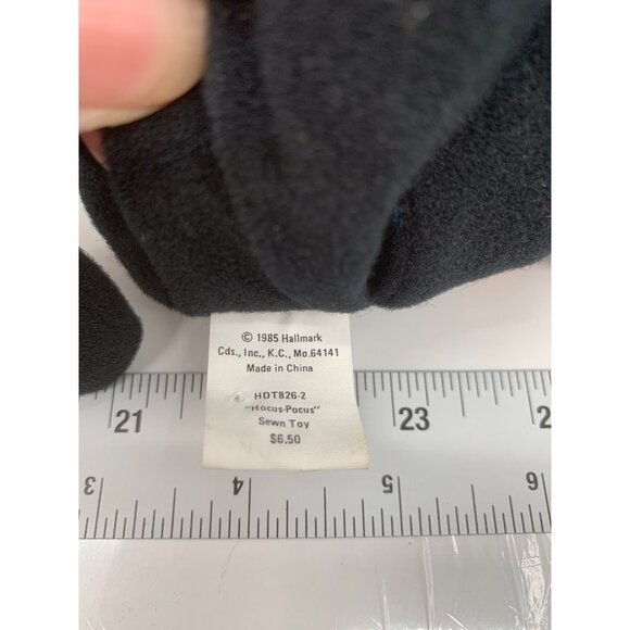 Vintage 1985 Hallmark Hocus Pocus Black Cat Plush Toy With Orange Bow 9" Synthet - Picture 5 of 6